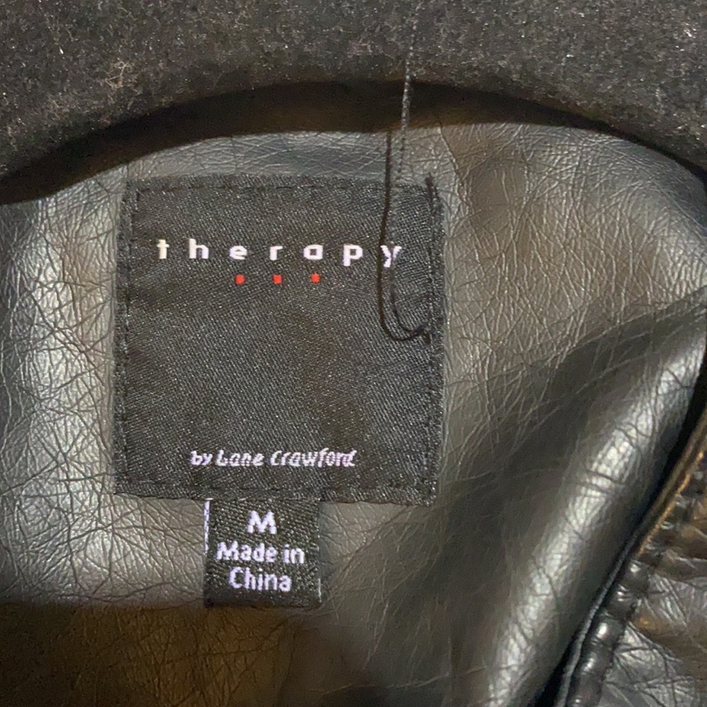 Faux leather jacket - Picture 4 of 6